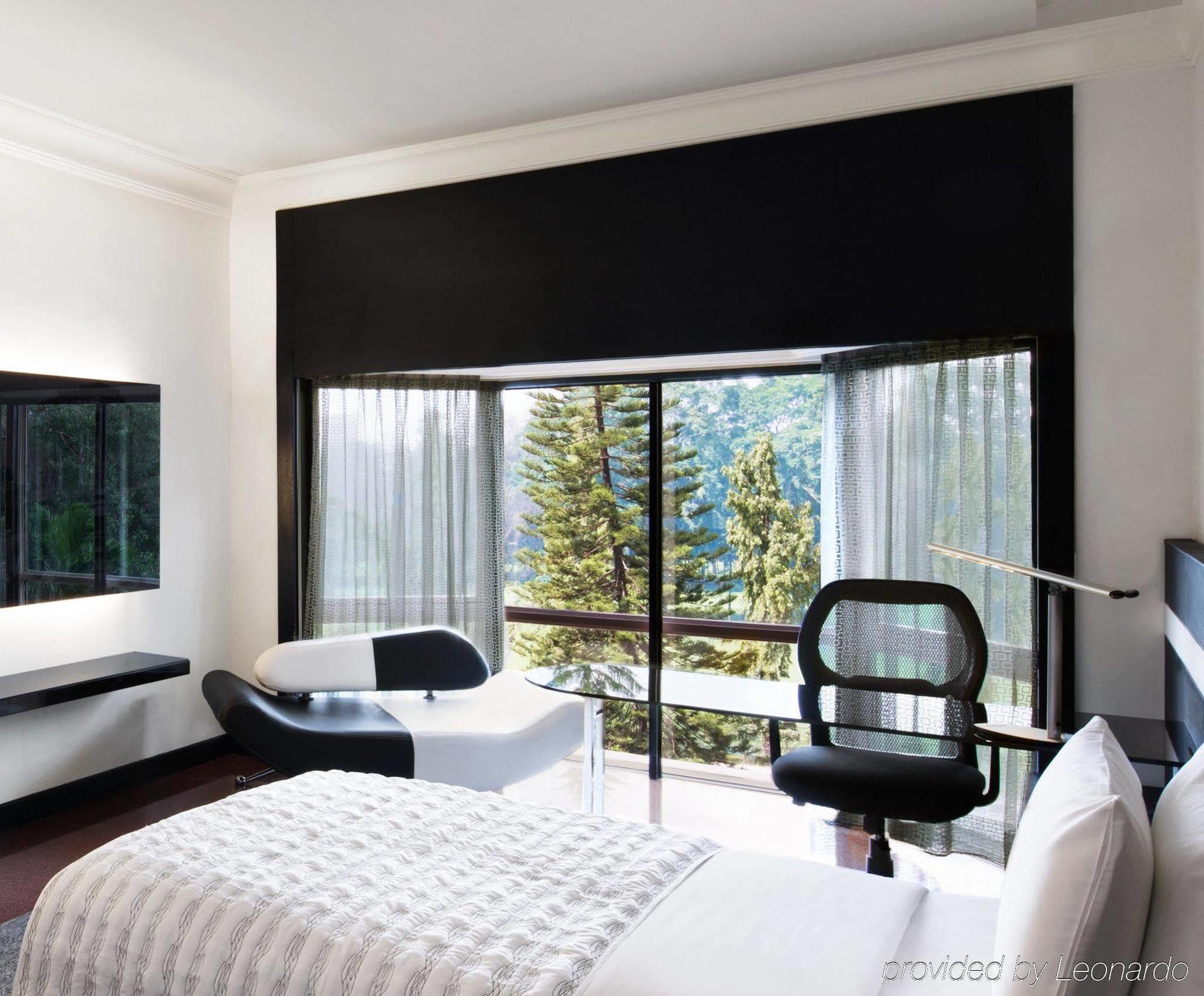 Le Meridien Bengaluru Zewnętrze zdjęcie