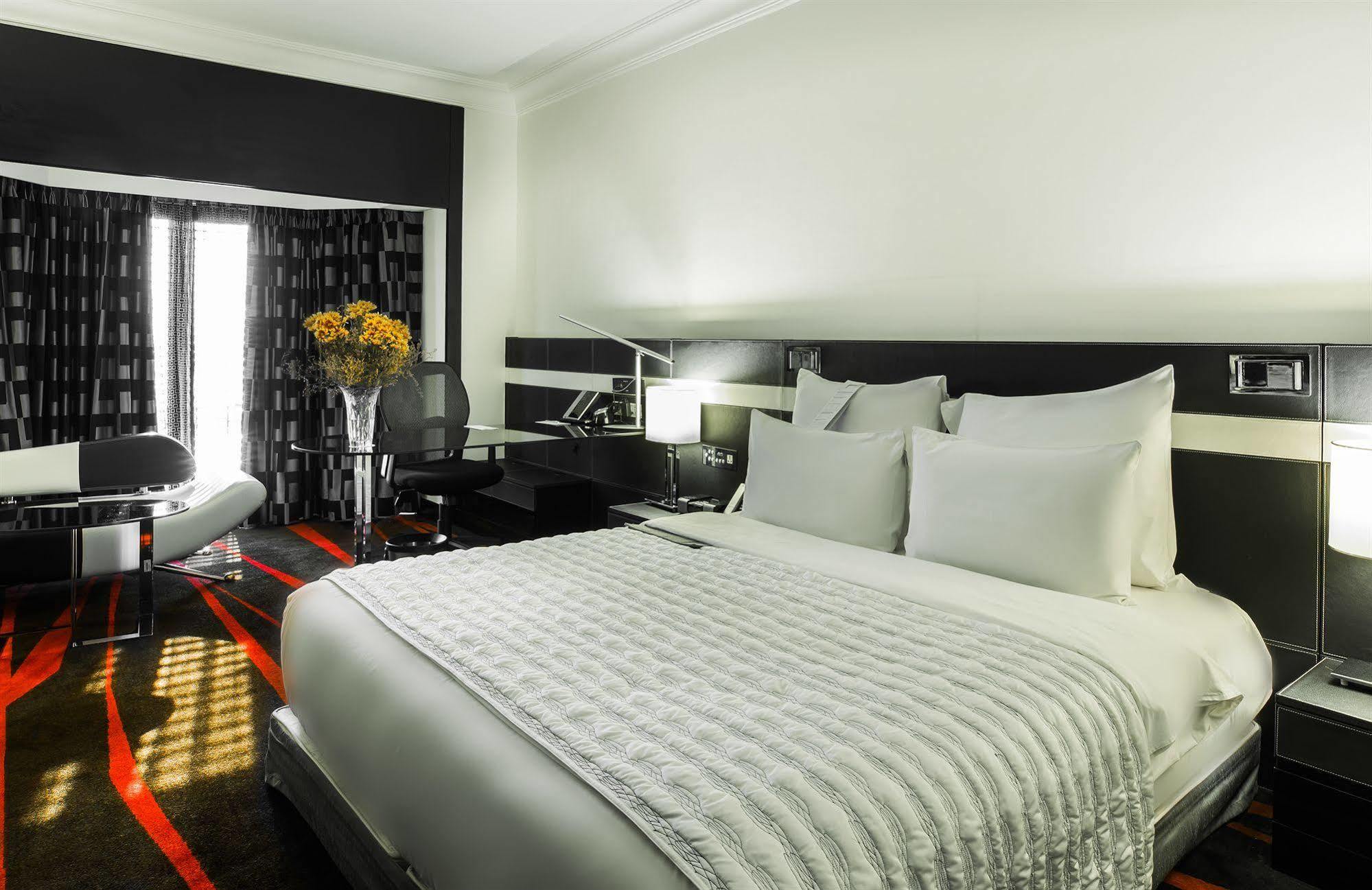 Le Meridien Bengaluru Zewnętrze zdjęcie