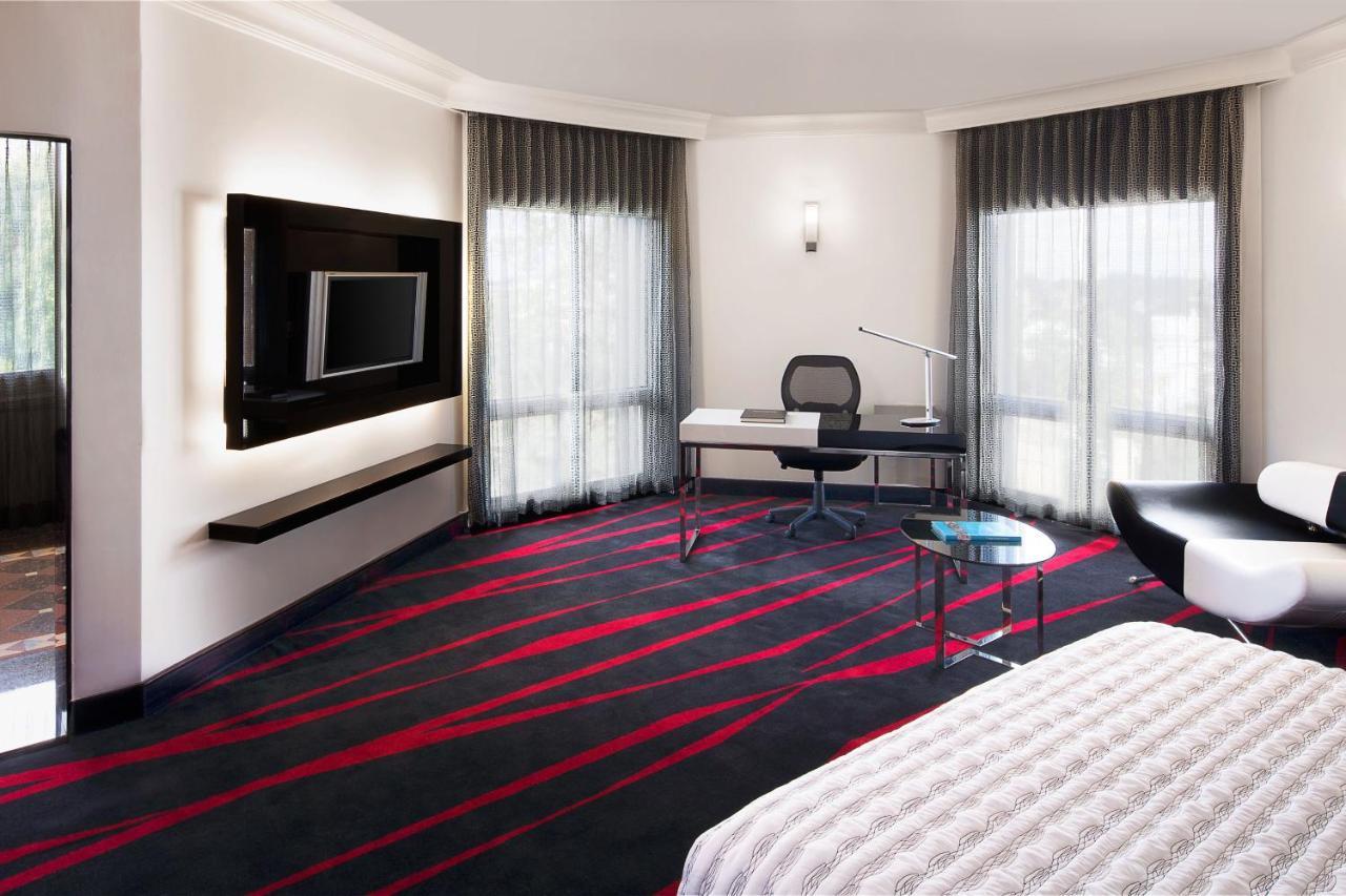Le Meridien Bengaluru Zewnętrze zdjęcie