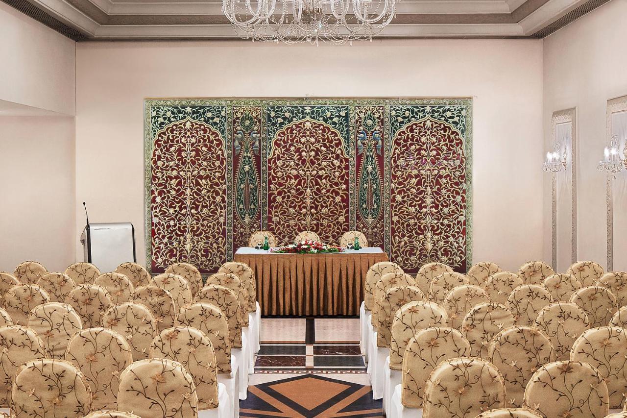 Le Meridien Bengaluru Zewnętrze zdjęcie